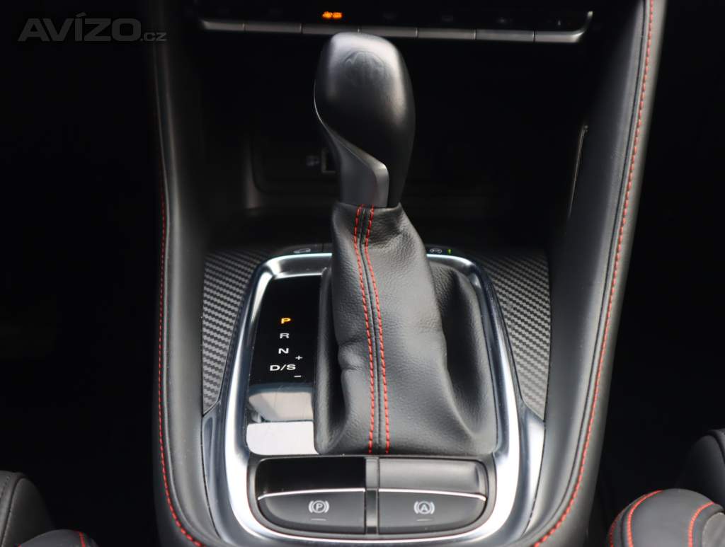 Foto inzerátu MG ZS SUV 1.0 Turbo