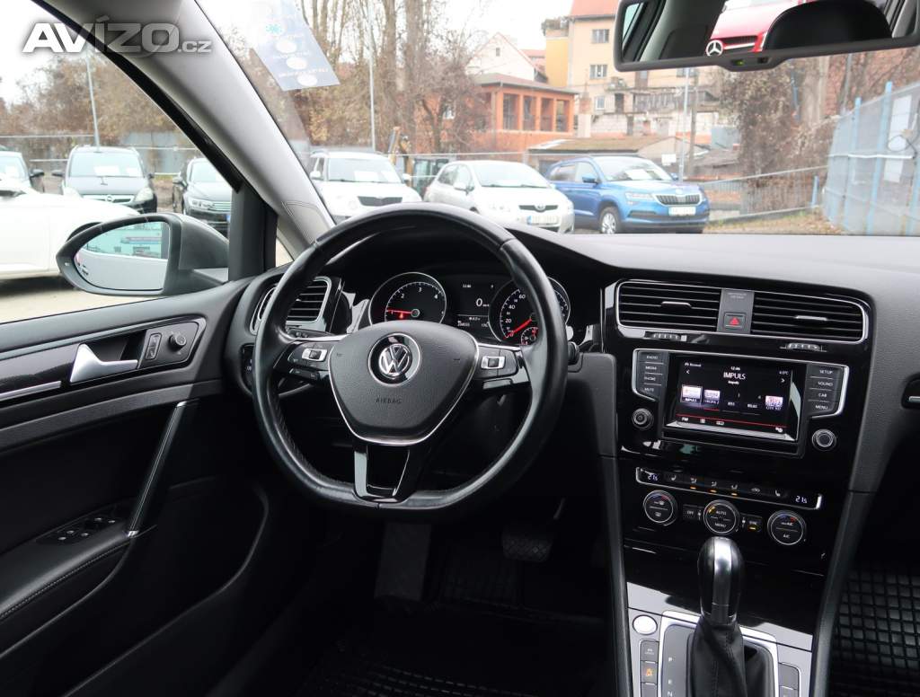 Foto inzerátu Volkswagen Golf 2.0 TDI