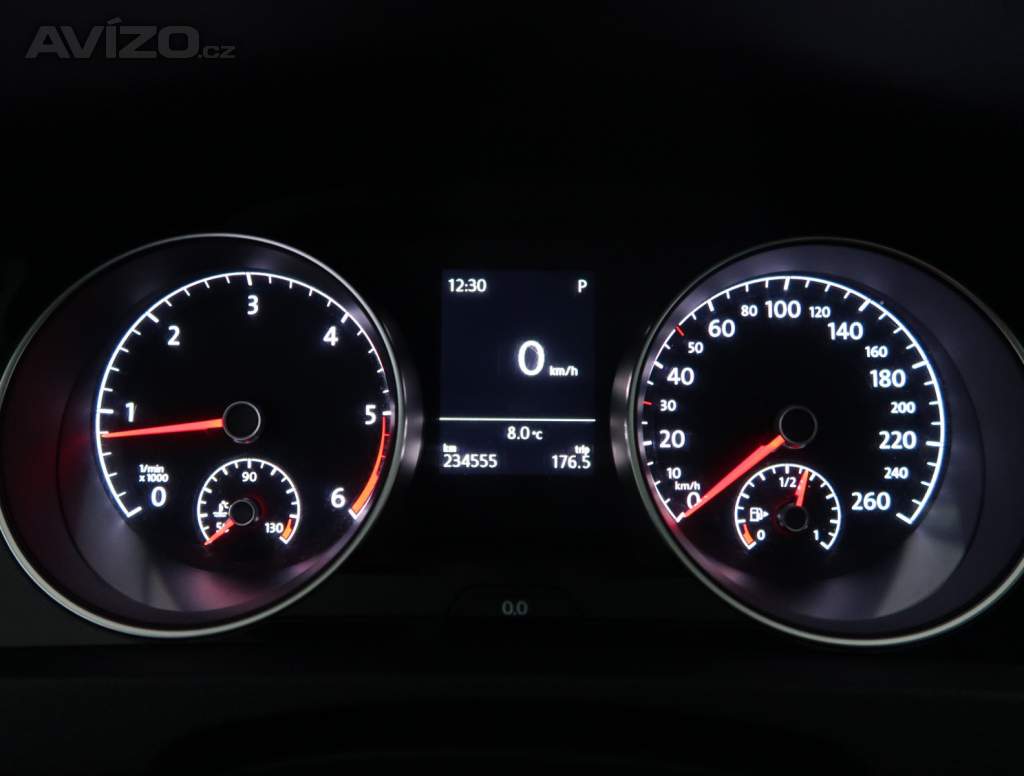 Foto inzerátu Volkswagen Golf 2.0 TDI