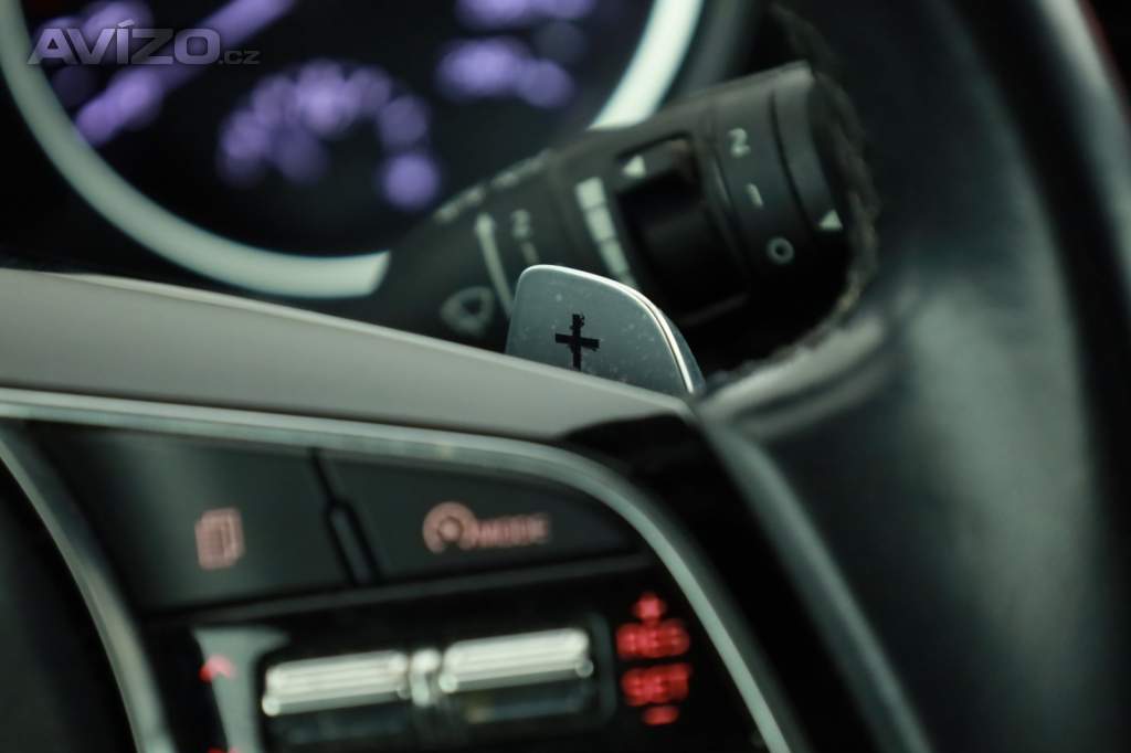 Foto inzerátu Kia Ceed 1.6 GDI plug-in