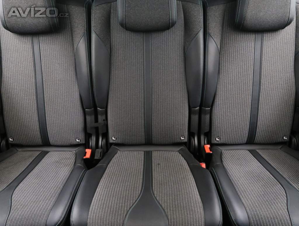 Foto inzerátu Peugeot 5008 1.5 BlueHDi