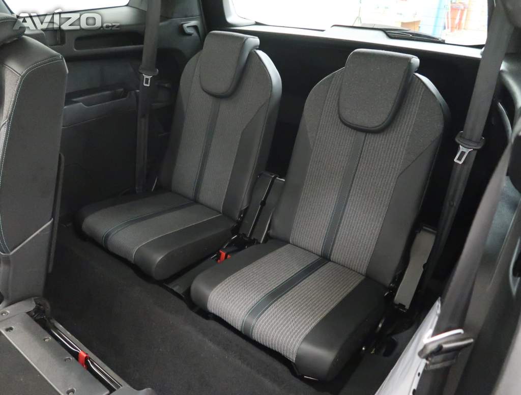 Foto inzerátu Peugeot 5008 1.5 BlueHDi