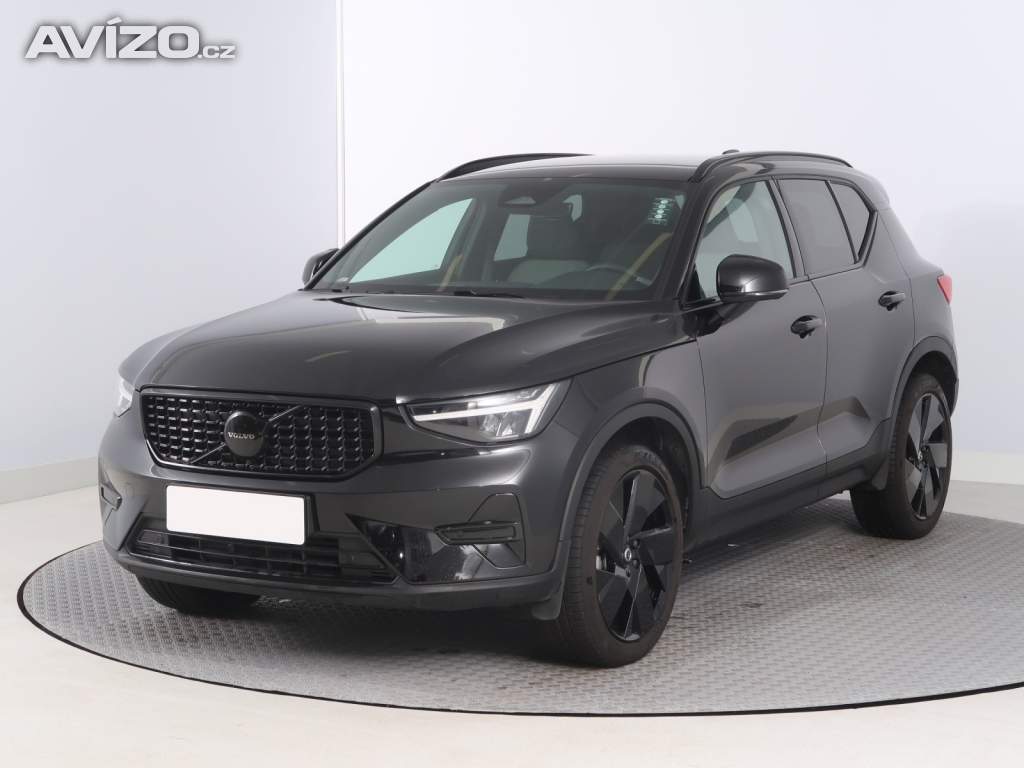 Foto inzerátu Volvo XC40 B3