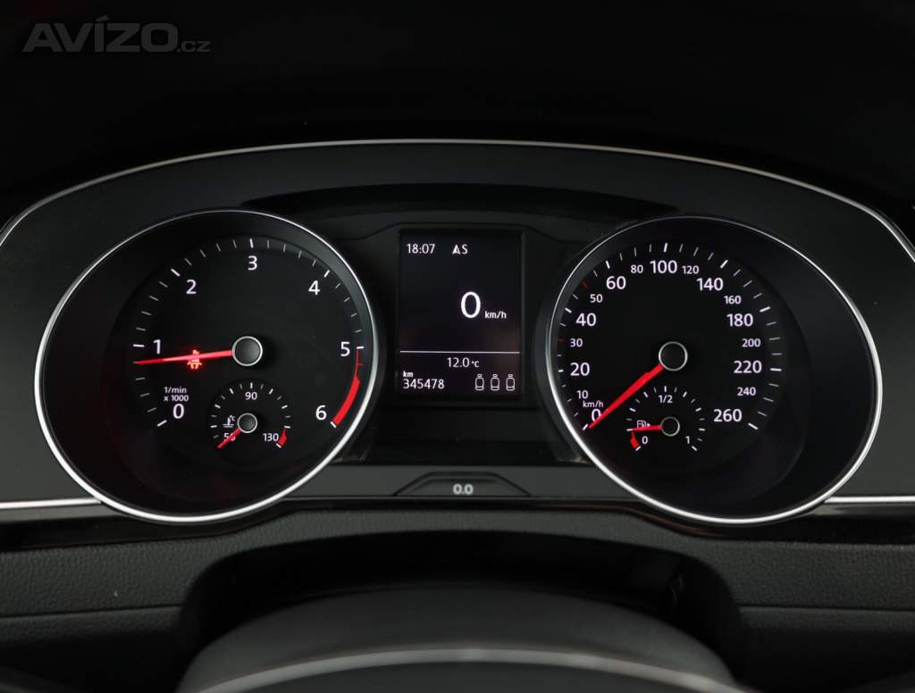 Foto inzerátu Volkswagen Passat 2.0 TDI