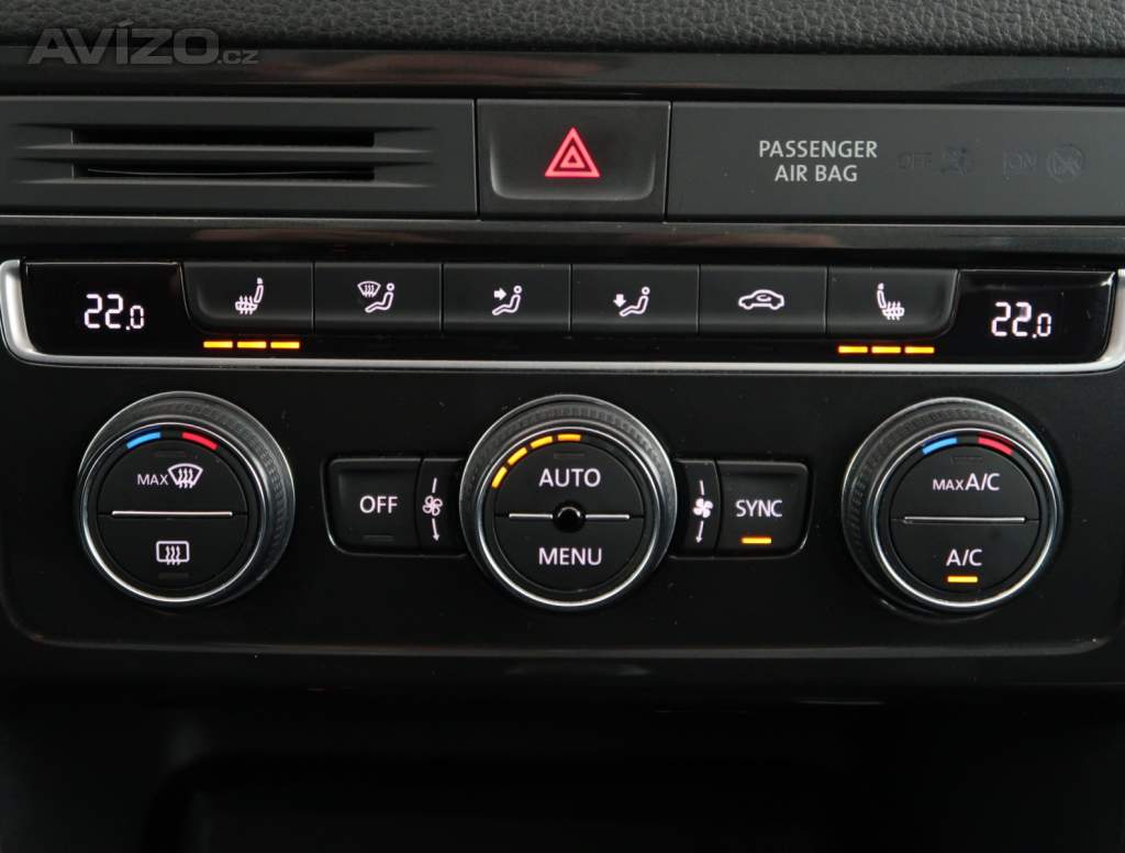 Foto inzerátu Volkswagen Golf Sportsvan 1.5 TSI