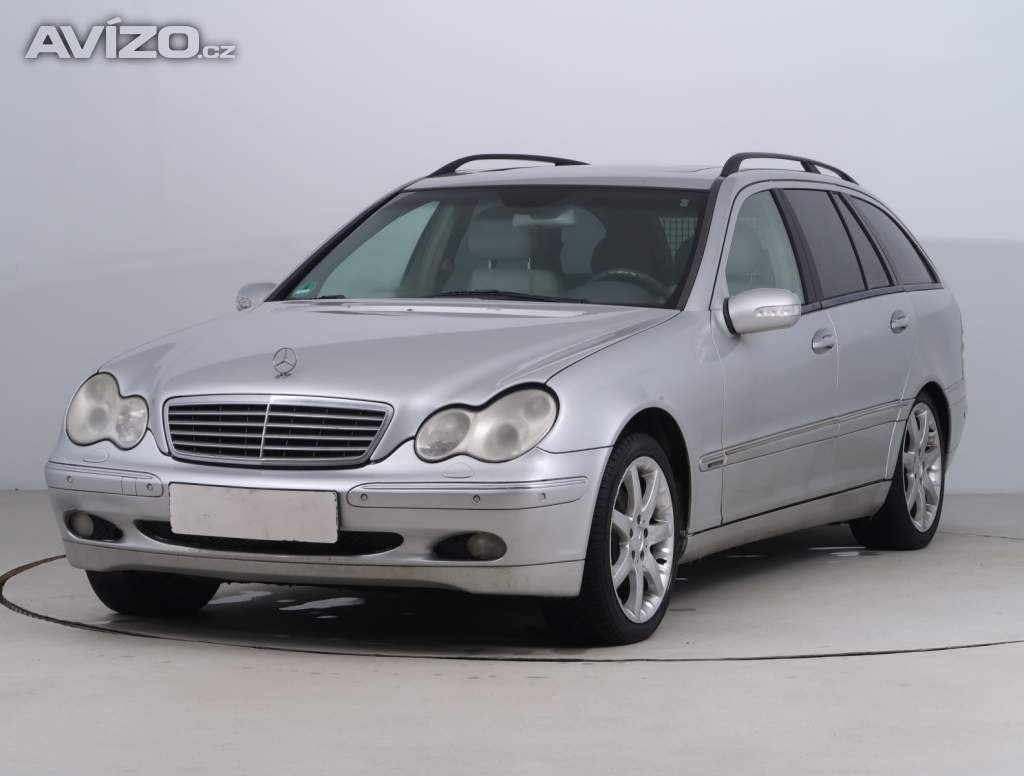 Foto inzerátu Mercedes-Benz Třídy C C 240 4MATIC