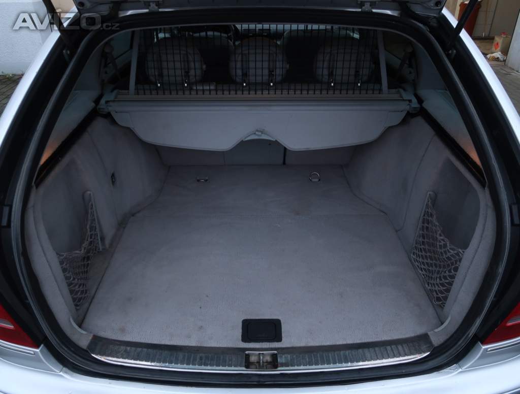 Foto inzerátu Mercedes-Benz Třídy C C 240 4MATIC