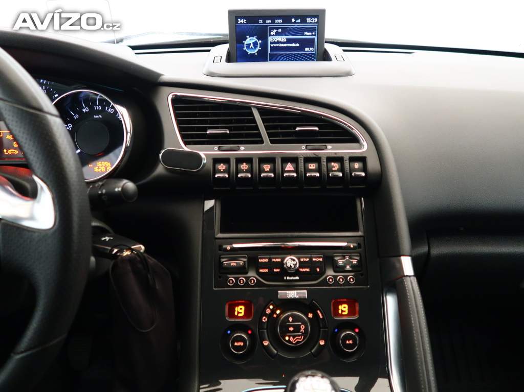 Foto inzerátu Peugeot 3008 1.6 HDi