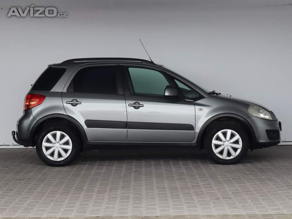 Foto inzerátu Suzuki SX4 1.6 VVT