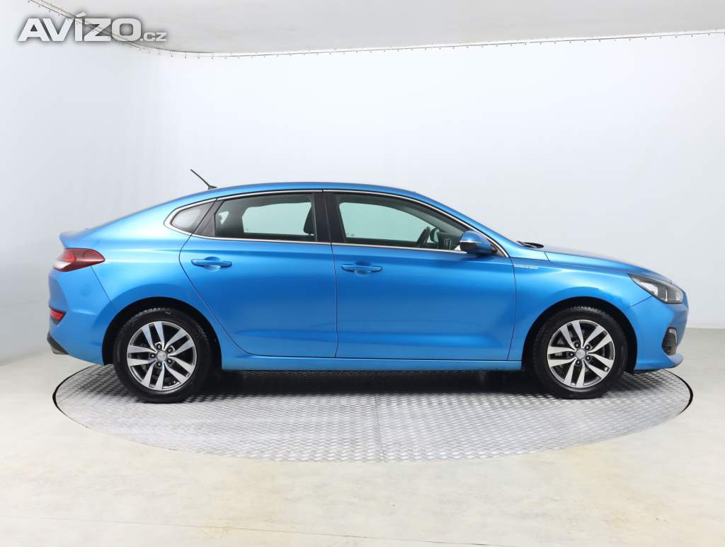 Foto inzerátu Hyundai i30 Fastback 1.0 T-GDI