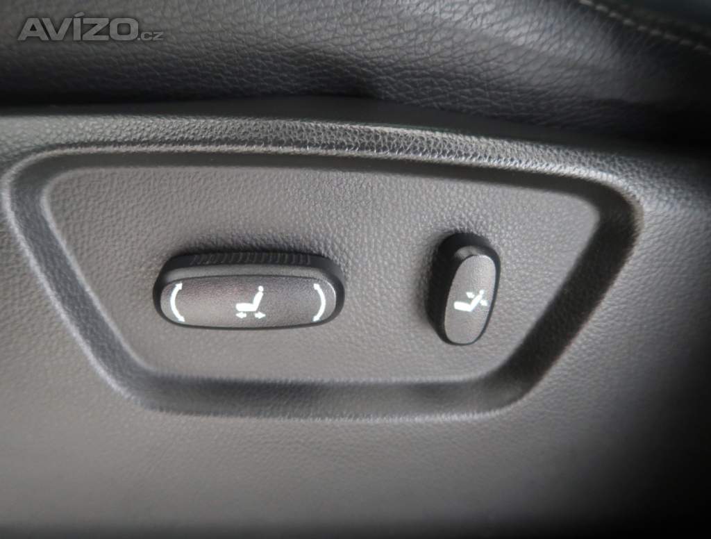 Foto inzerátu Chevrolet Captiva 2.2 VCDI