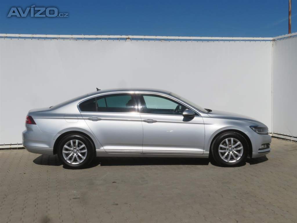 Foto inzerátu Volkswagen Passat 2.0 TDI