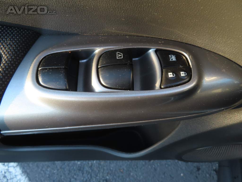 Foto inzerátu Nissan Juke 1.6 i