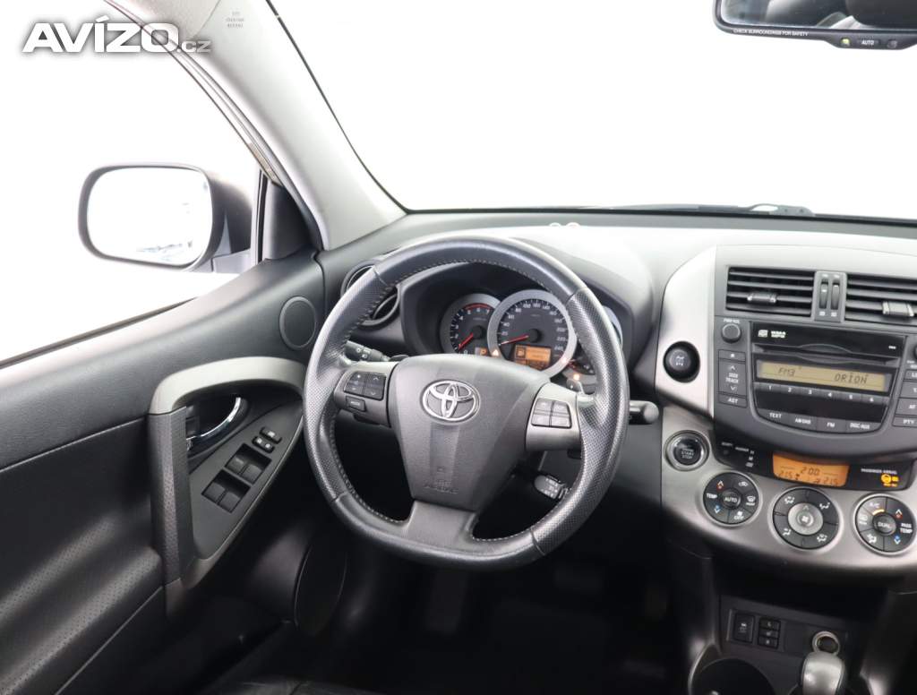 Foto inzerátu Toyota Rav4 2.2 D-CAT
