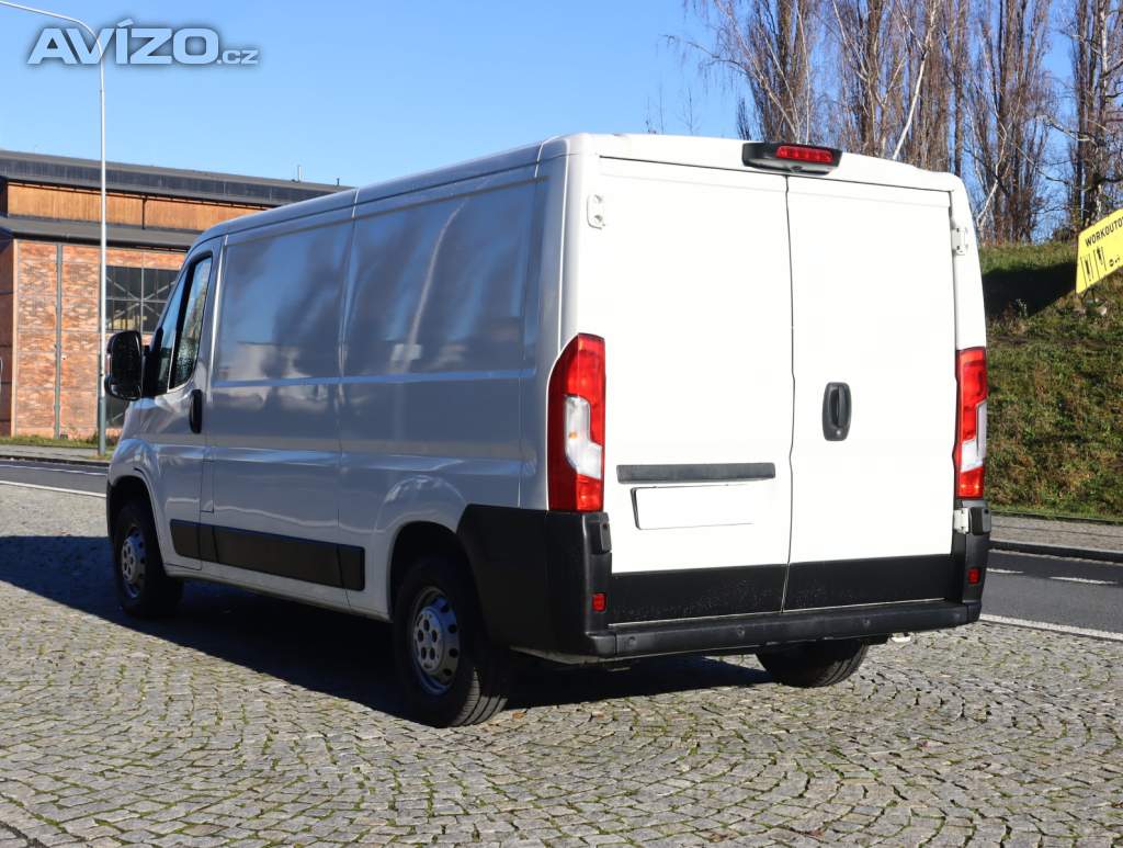 Foto inzerátu Citroën Jumper 2.2 BlueHDi