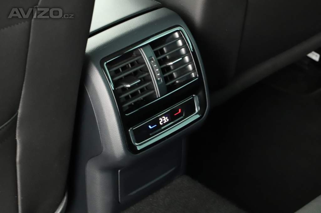 Foto inzerátu Volkswagen Passat 2.0 TDI