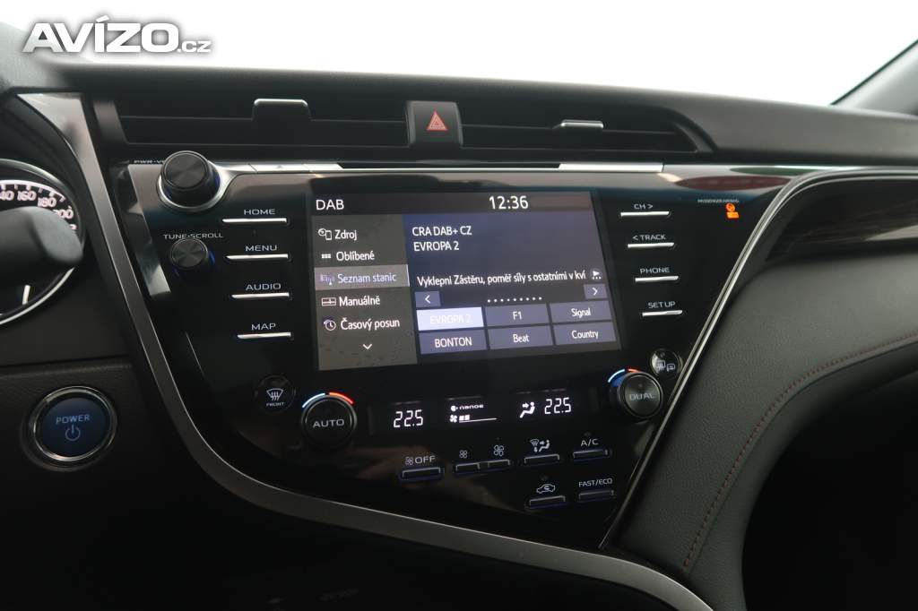 Foto inzerátu Toyota Camry 2.5 Hybrid