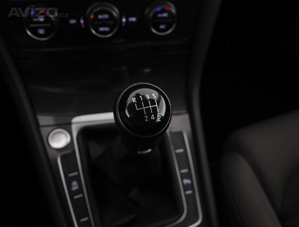 Foto inzerátu Volkswagen Golf 1.4 TSI