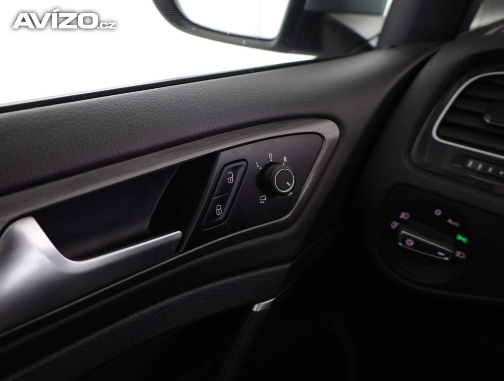 Foto inzerátu Volkswagen Golf 1.4 TSI