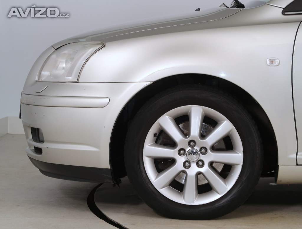 Foto inzerátu Toyota Avensis 2.0 VVT-i