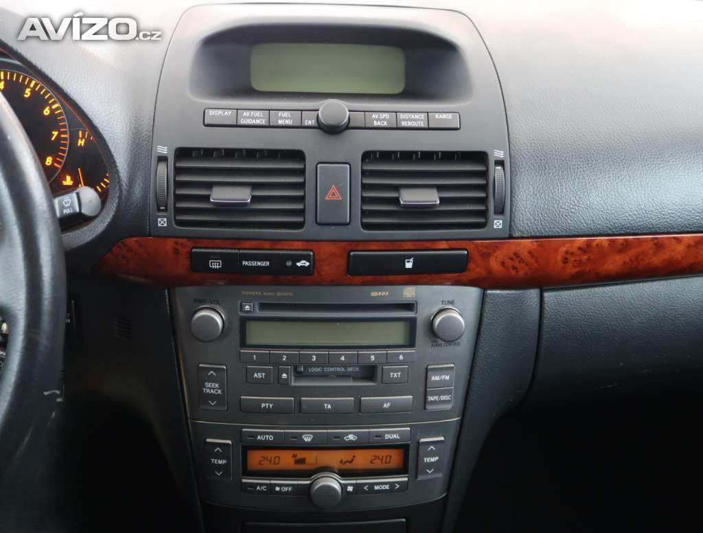 Foto inzerátu Toyota Avensis 2.0 VVT-i