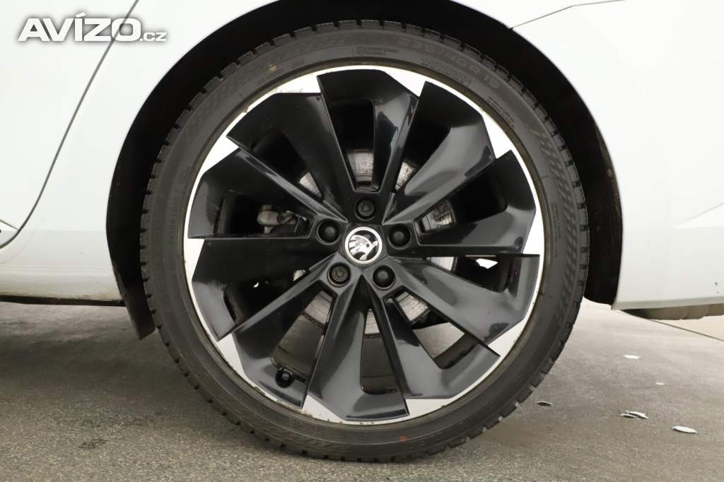 Foto inzerátu Škoda Superb 2.0 TSI