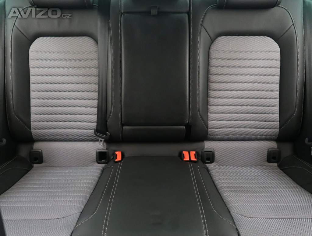 Foto inzerátu Volkswagen Passat 1.4 TSI