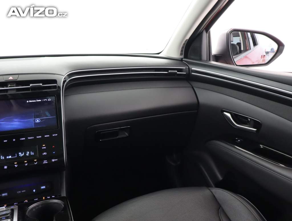 Foto inzerátu Hyundai Tucson 1.6 T-GDI PHEV