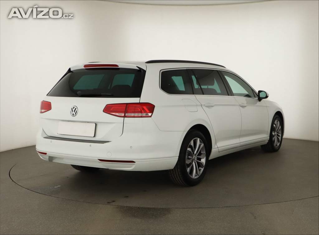Foto inzerátu Volkswagen Passat 2.0 TDI