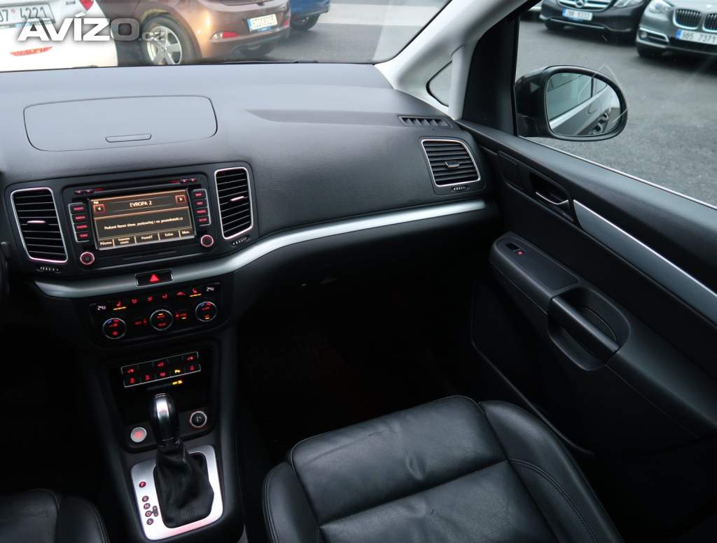 Foto inzerátu Volkswagen Sharan 2.0 TDI