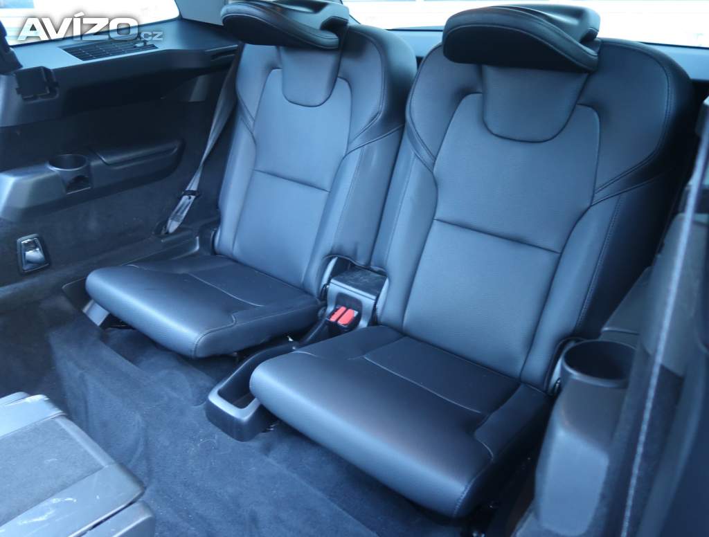 Foto inzerátu Volvo XC90 T8 Twin Engine AWD