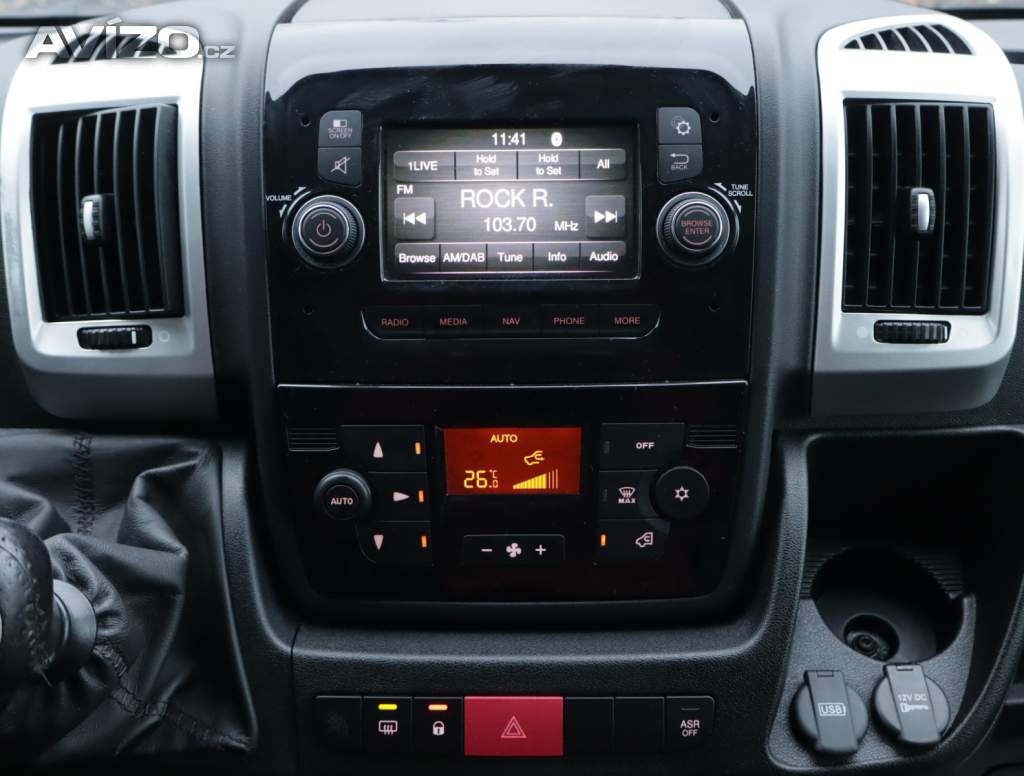 Foto inzerátu Citroën Jumper 2.2 BlueHDi