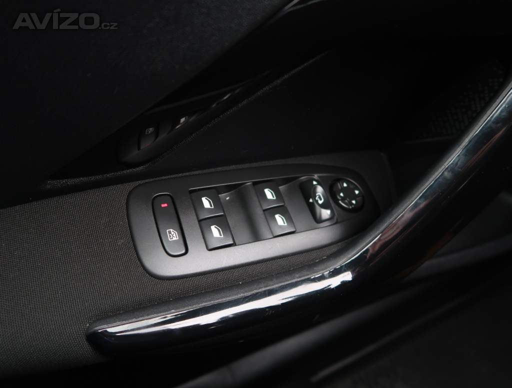 Foto inzerátu Peugeot 208 1.2 PureTech