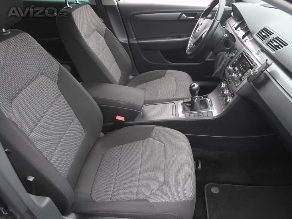 Foto inzerátu Volkswagen Passat 2.0 TDI