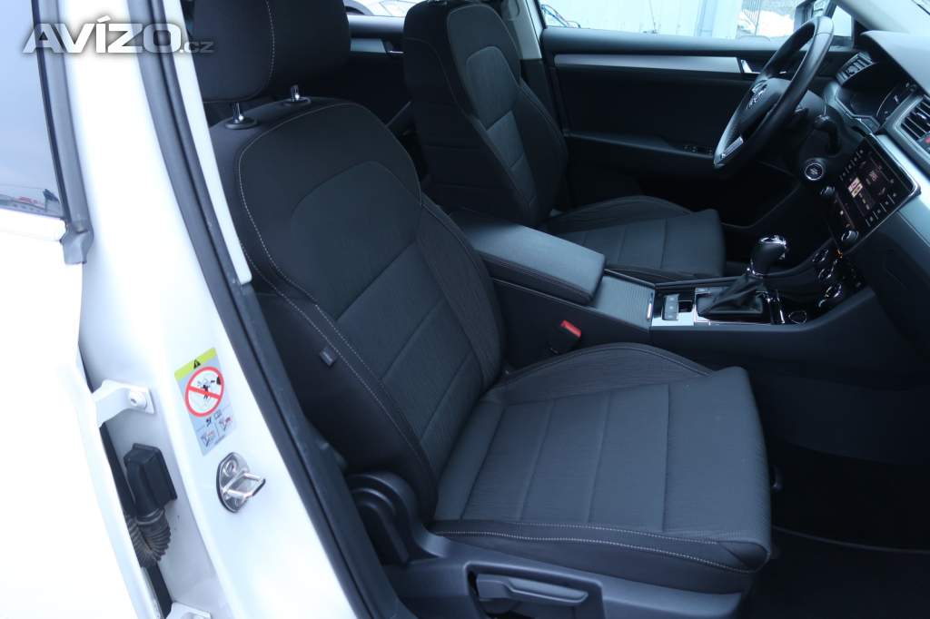 Foto inzerátu Škoda Superb 2.0 TDI