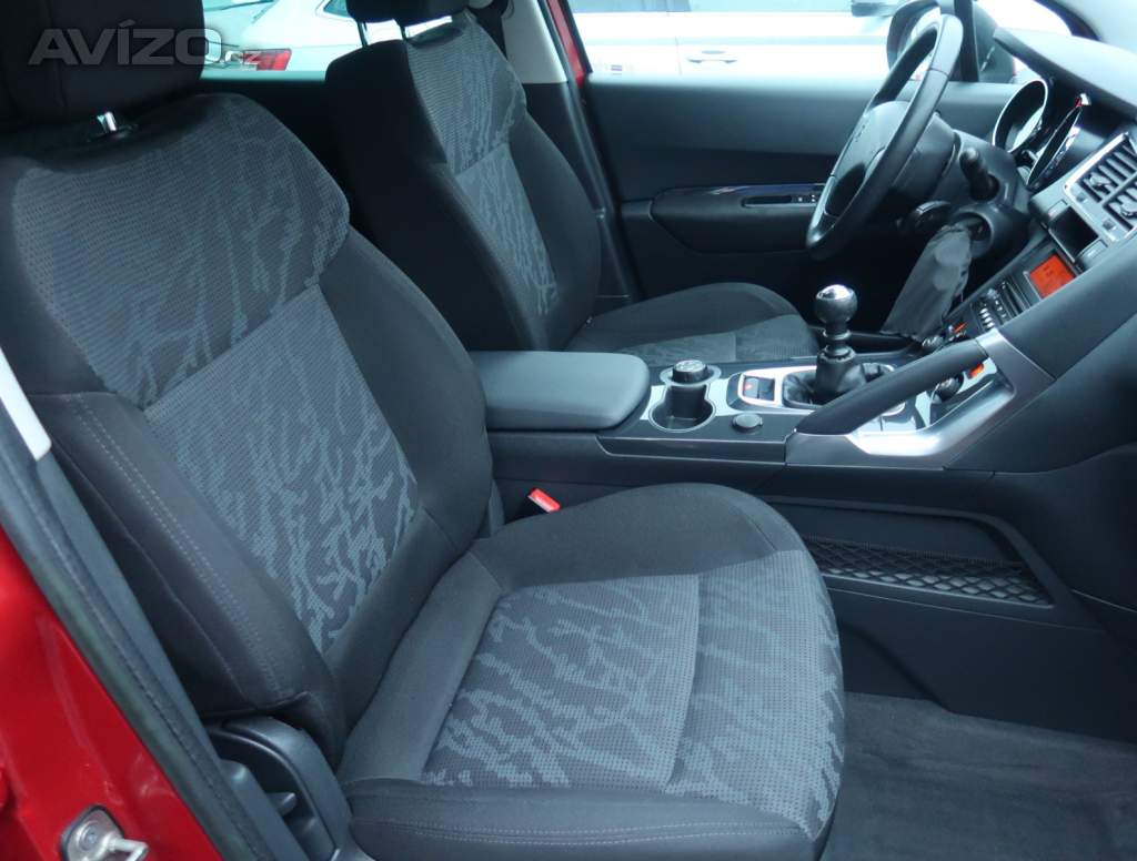 Foto inzerátu Peugeot 3008 1.6 HDi