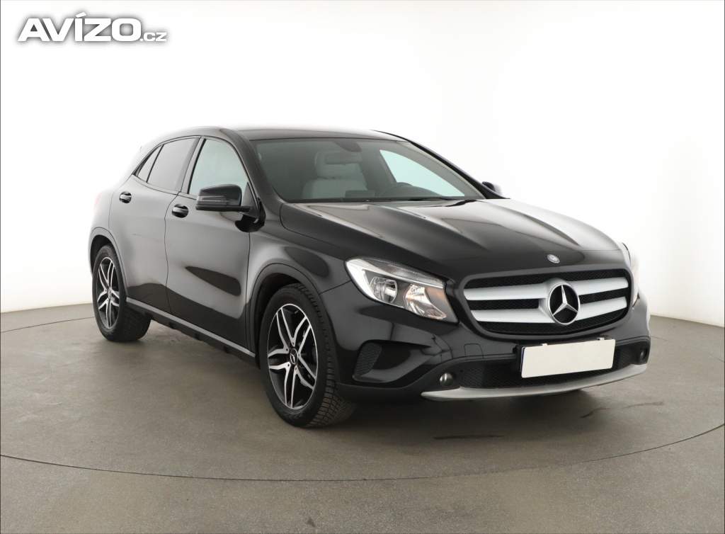 Mercedes-Benz GLA GLA 200