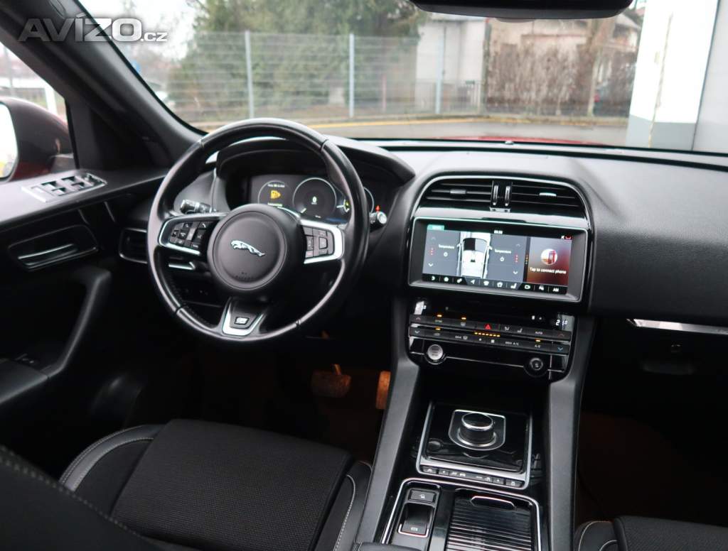 Foto inzerátu Jaguar F-Pace 20d AWD