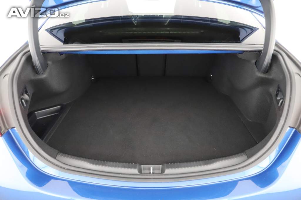 Foto inzerátu Mercedes-Benz Třídy C C 300 e 4MATIC