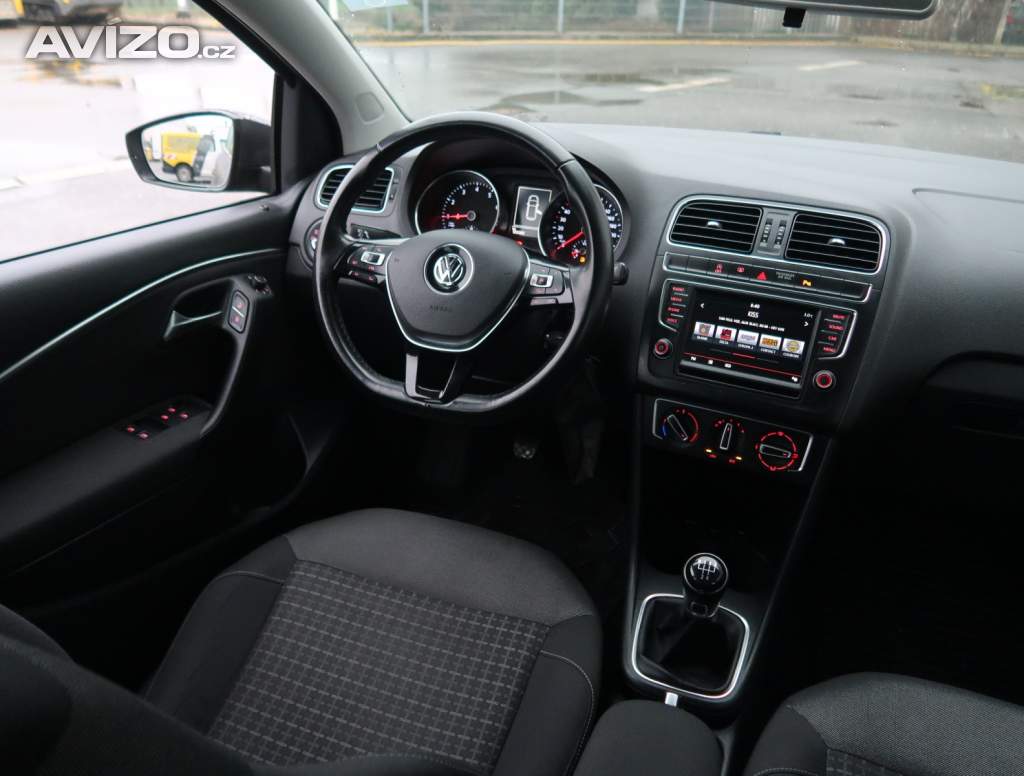 Foto inzerátu Volkswagen Polo 1.2 TSI
