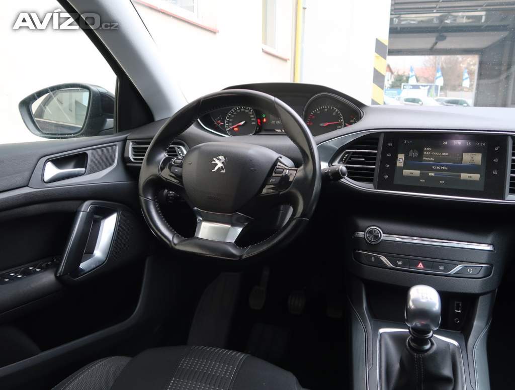 Foto inzerátu Peugeot 308 1.6 e-HDi