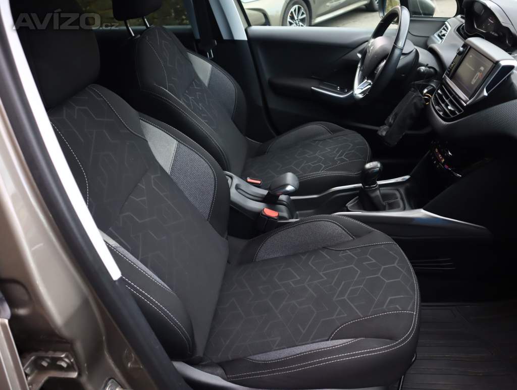 Foto inzerátu Peugeot 2008 1.2 PureTech