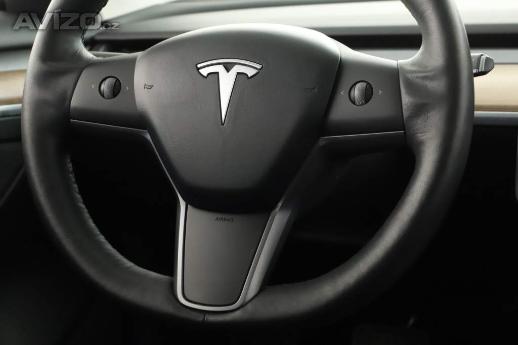 Foto inzerátu Tesla Model 3 Std Range Plus LFP