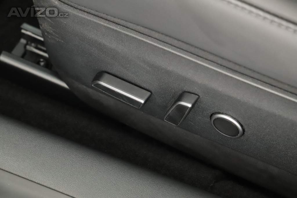 Foto inzerátu Tesla Model 3 Std Range Plus LFP