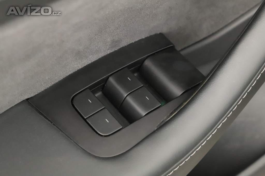 Foto inzerátu Tesla Model 3 Std Range Plus LFP