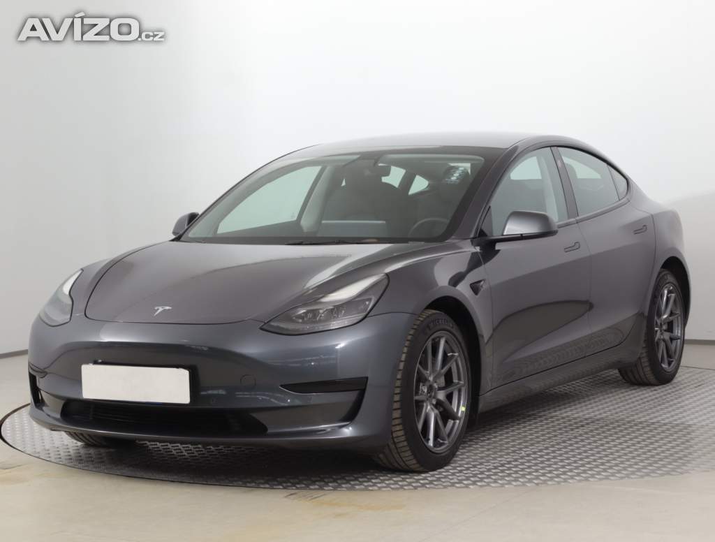 Foto inzerátu Tesla Model 3 Std Range Plus LFP