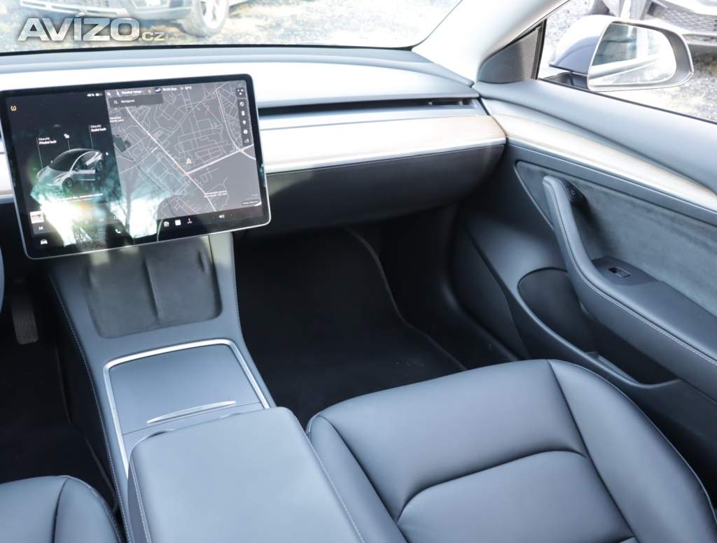 Foto inzerátu Tesla Model 3 Std Range Plus LFP