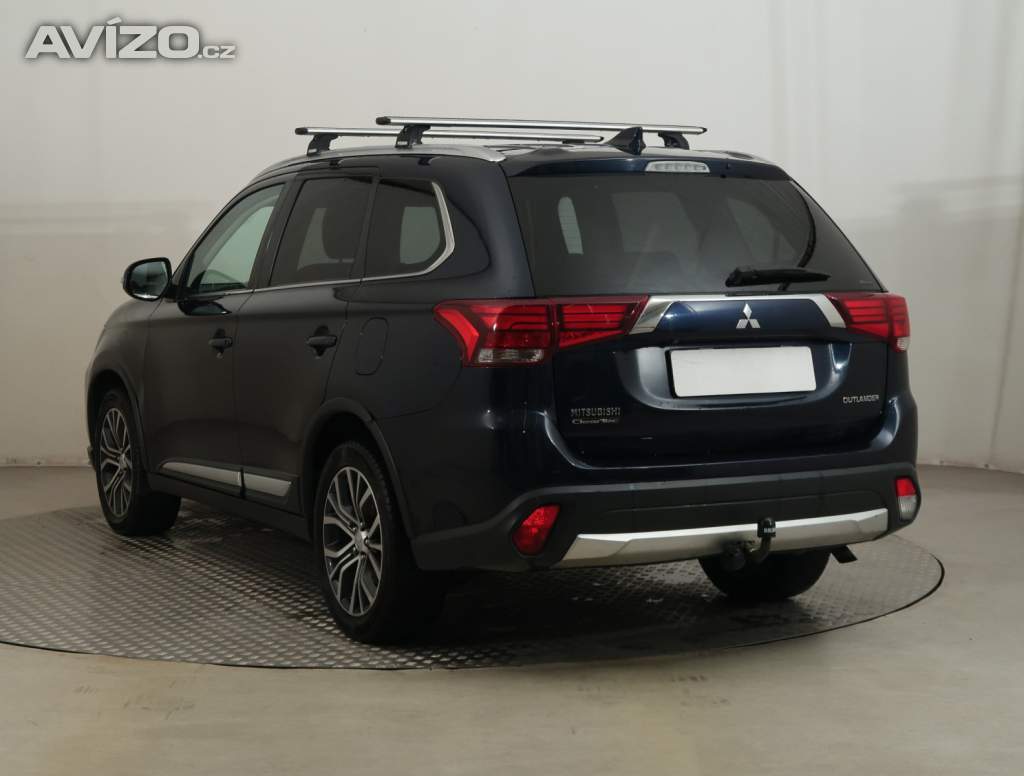 Foto inzerátu Mitsubishi Outlander 2.2 DI-D