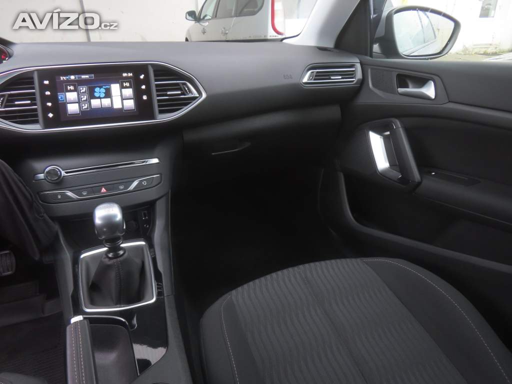 Foto inzerátu Peugeot 308 1.2 PureTech
