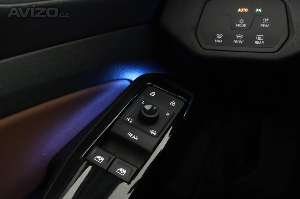 Foto inzerátu Volkswagen ID.4 Pro Perf. (82 kWh)